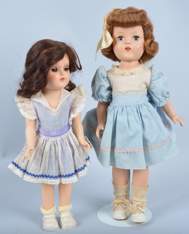 Lot of 2 Vintage Dolls, Roberta & Ideal: Nice lot with 16" walking Roberta doll, along with a 14 Ideal doll, Excellent