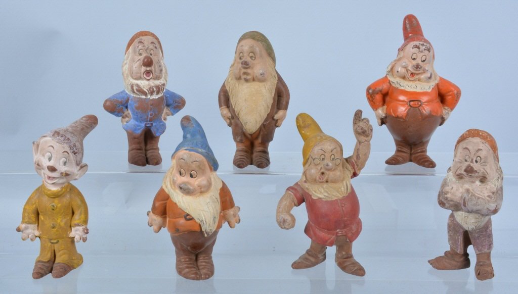 1930's Sieberling Rubber 7 Dwarfs: Nice set of Walt Disney Dwarfs. Largest is 6", Very Good