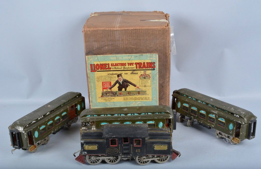 Lionel Standard Gauge 42 Engine Cars & Box