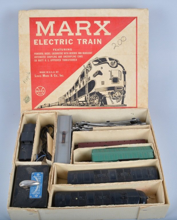 MARX ELECTIRC NEW HAVEN AB TRAIN SET w/BOX: Very hard to find Marx Train Set. Includes electric Newe Haven AB Engines. Set includes 4 Cars, Transformer, and Track. All original and in great shape. With original box. Excellent
