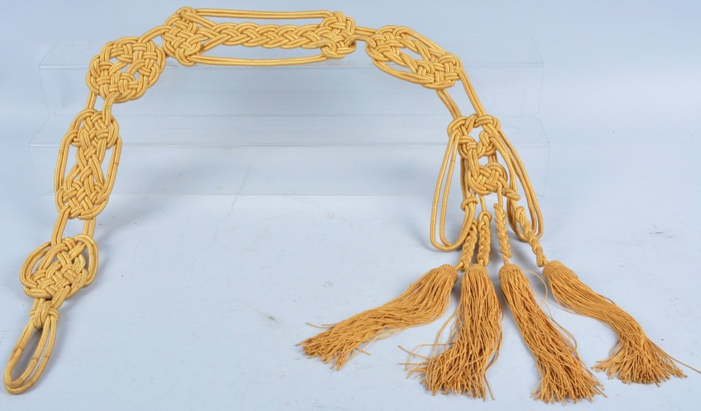 Military Aiguillette, Vintage: Very nice aiguillette measuring about 60" long. Nicely braided and adorned with 4 tassels. Excellent