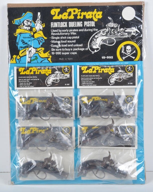 Lot of 6 Vintage NOS LaPIRATE CAP PISTOLS ON CARD (1 of 3)