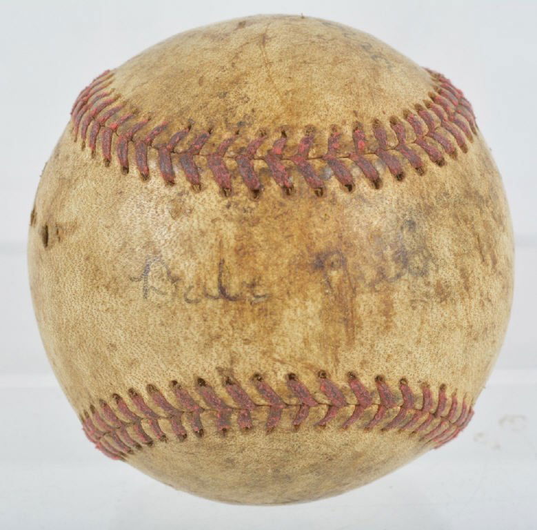 RUTH, MANTLE, & MORE AUTOGRAPHED BASEBALL (1 of 4)
