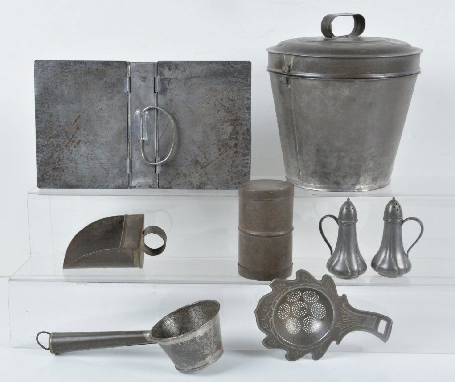 Lot of 8 ANTIQUE TINWARE PIECES (1 of 5)