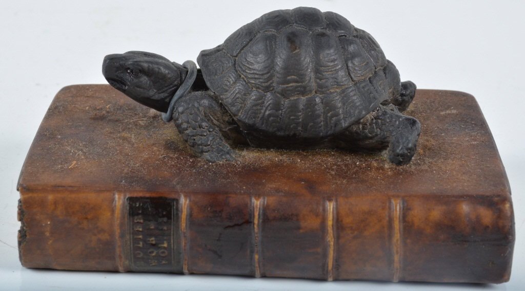 BOOK WORKS TURTLE PAPER WEIGHT: Great looking Turtle Paper Weight. Made by Book Works of England. All original. Excellent
