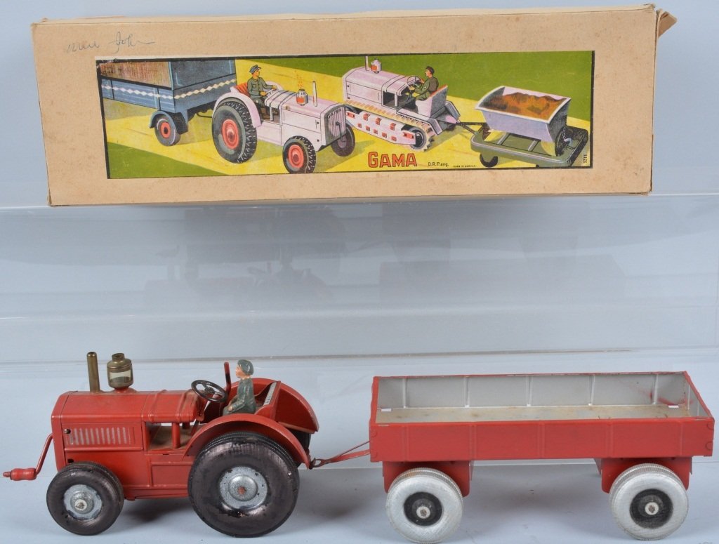 GAMA Tin Windup TRACTOR & TRAILER w/ BOX (1 of 4)