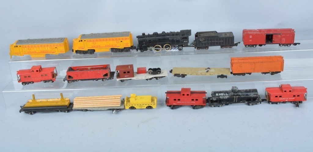 AMERICAN FLYER TRAIN LOT ENIGENS & CARS (1 of 5)