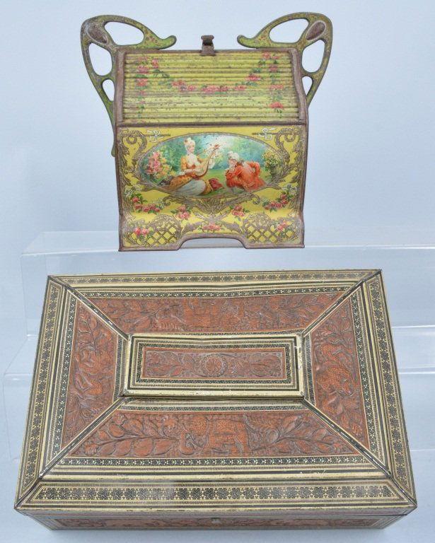 Lot of 2 Vintage HUNTLEY & PALMER BISCUIT TINS (1 of 6)