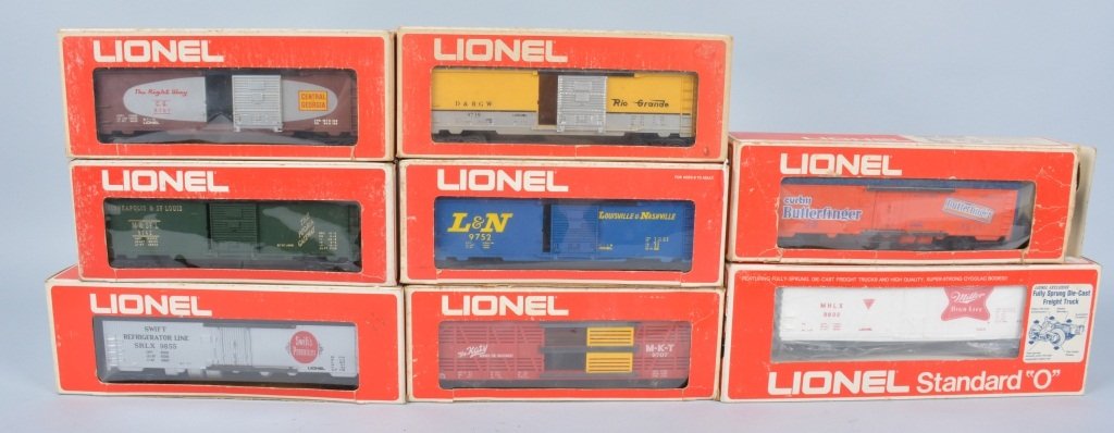 Lot of 8 LIONEL FREIGHT CARS w/ box (1 of 5)