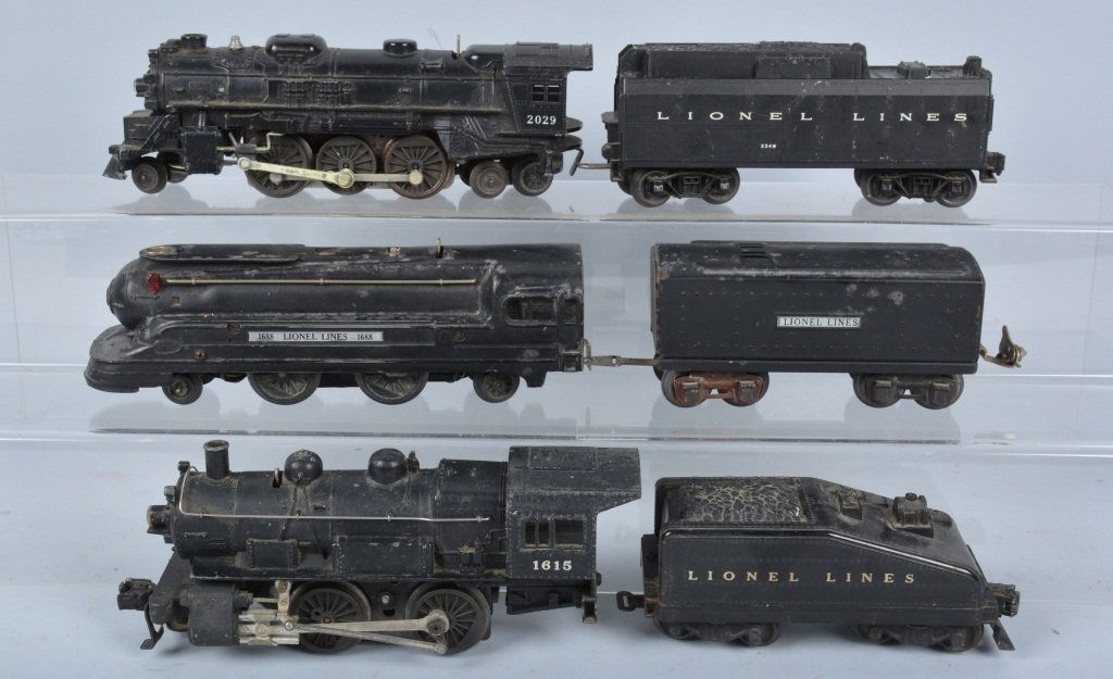 Lot of 3 LIONEL TRAIN ENGINES & TENDERS (1 of 2)