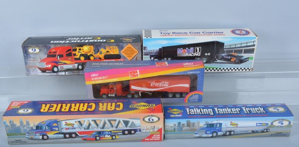 Lot of 5 Semi Trucks, MIB (1 of 4)