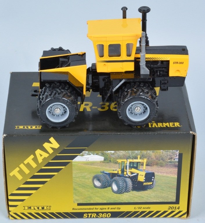 ERTL Titan STR-360 Tractor, nib: ERTL 1/32 scale tractor in box, Near Mint