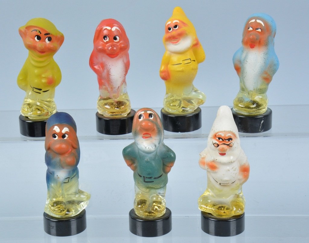 Complete Set of 7 DWARFS PREFUME BOTTLES (1 of 3)