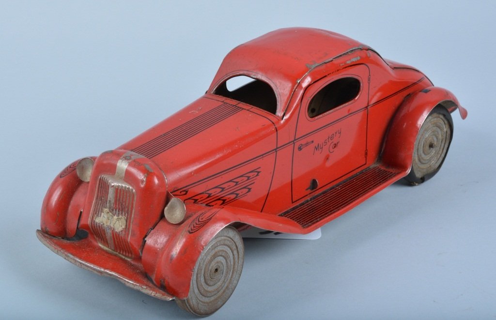 WOLVERINE TIN WINDUP MYSTERY CAR (1 of 3)
