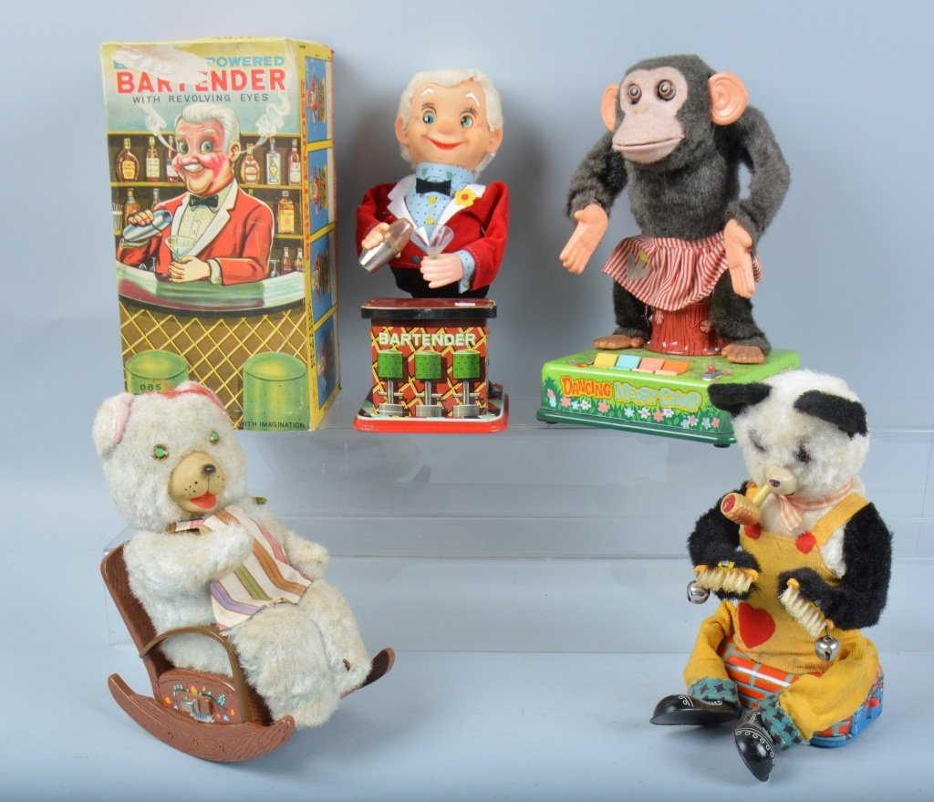 Lot of 4 VINTAGE BATTERY OPERATED TOYS (1 of 9)