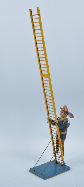 Early MARX Tin Windup CLIMBING FIREMAN (1 of 4)