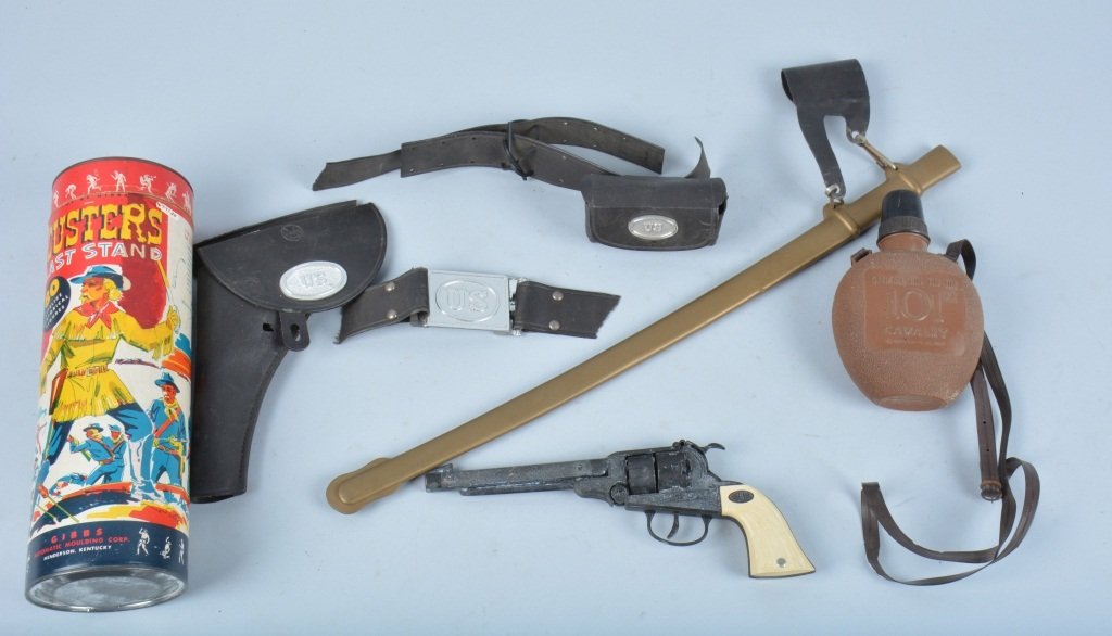 RIN TIN TIN HOLSTER and GUN, CANTEEN, & MORE: Nice lot includes cap gun in holster, canteen, ammo belt, sword scabbars, and Custer Last Stand figures. Very Good-Excellent