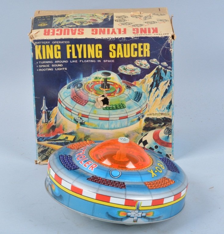 JAPAN Battery Op KING FLYING SAUCER w/ BOX (1 of 6)