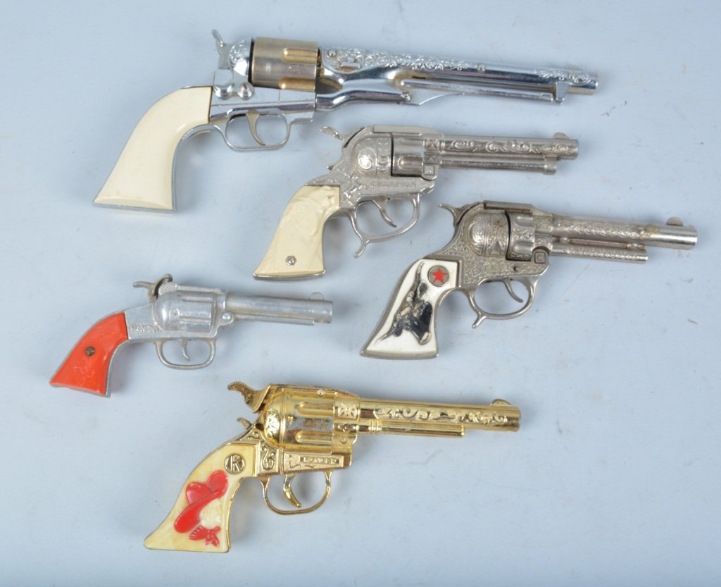 Lot of 5 VINTAGE CAP GUNS (1 of 4)