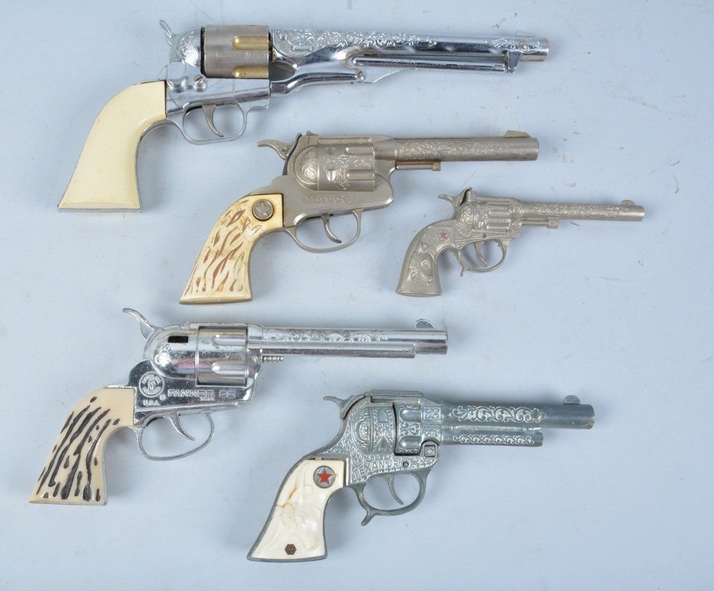 Lot of 5 VINTAGE CAP GUNS (1 of 4)