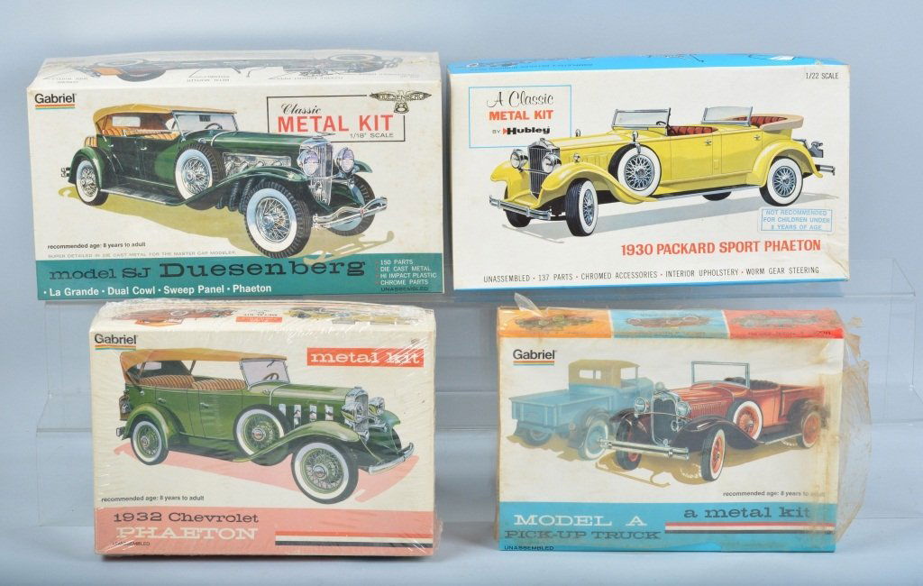 Lot of 4 HUBLEY CLASSIC METAL MODEL KITS w/ BOX (1 of 2)