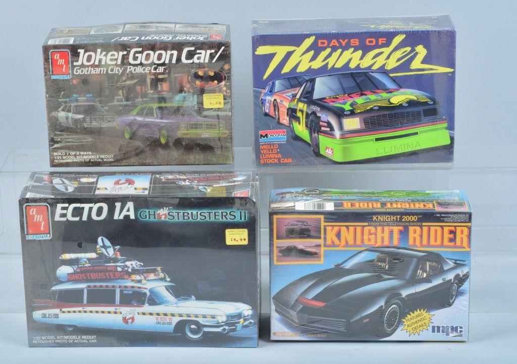 Lot of 4 VINTAGE MODEL KITS (1 of 1)