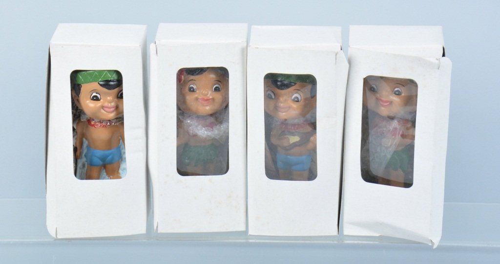 Lot of 4 VINTAGE HAWAII BOBBLE HEADS w/ BOX (1 of 3)