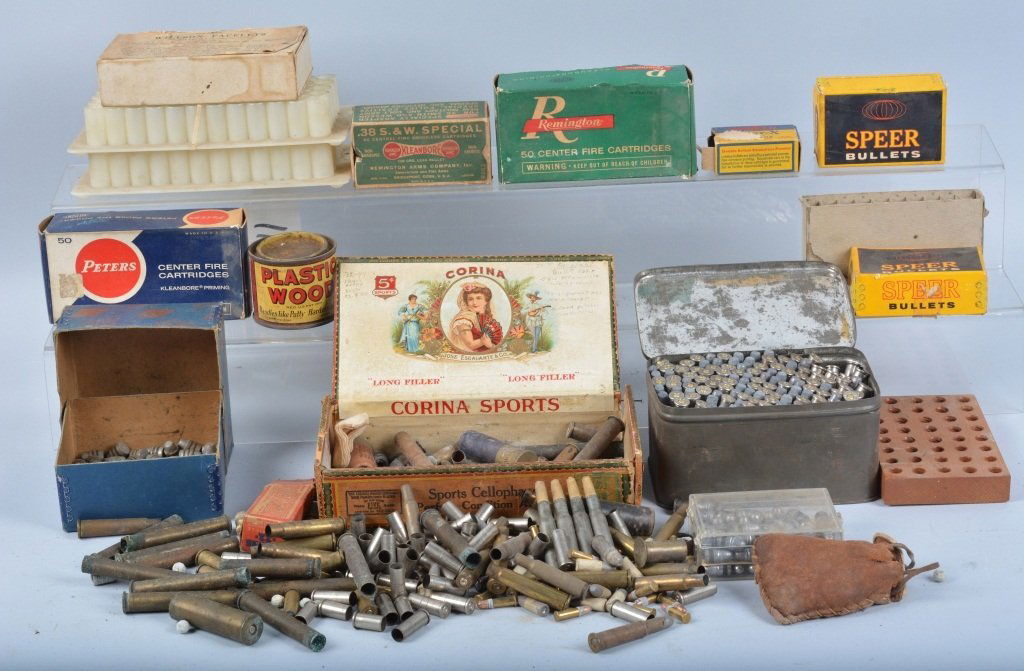 Large Lot of Bullets, Cartridges, Boxes & More: Varied lot with many vintage cartridges, empty cartridge boxes, shell casings, bullets, and more. Good