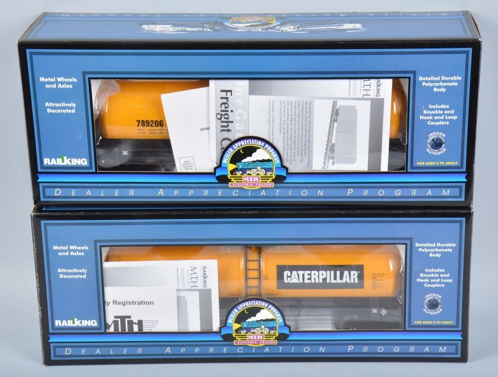 Lot of two G gauge tank cars (1 of 3)