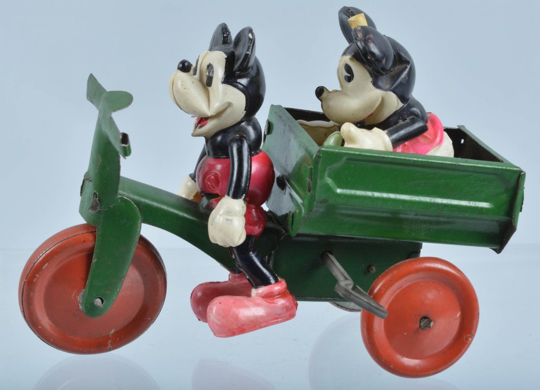 JAPAN Celluloid Windup MICKEY & MINNIE MOTORING (1 of 4)