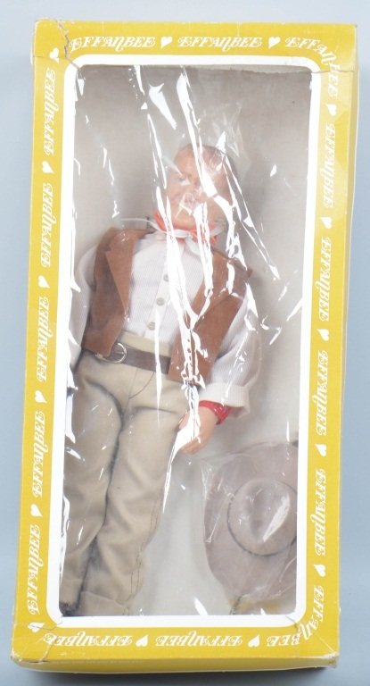 EFFANBEE JOHN WAYNE CHATRACTER DOLL w/ BOX: Nice Effanbee John Wayne Character Doll. Complete and never removed from box. 20" Near Mint
