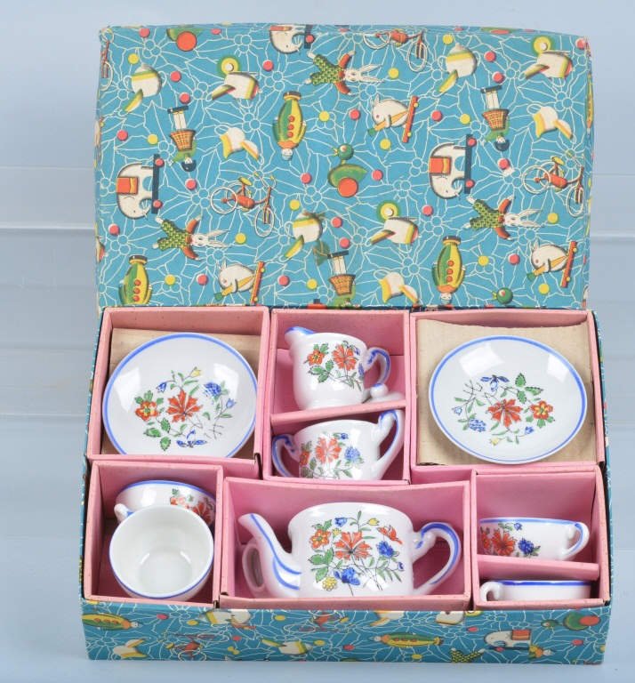 Prewar Japan CHILDS TEA SET w/ BOX (1 of 1)