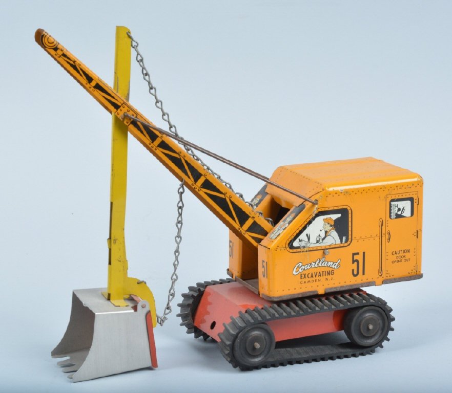 COURTLAND Tin Windup TEAM SHOVEL (1 of 2)