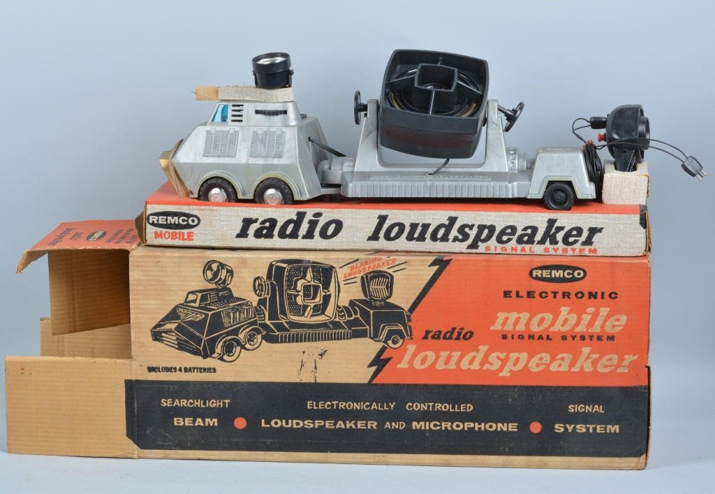 REMCO MOBILE LOADSPEAKER w/ BOX (1 of 6)