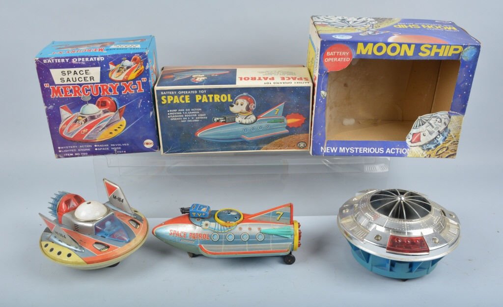 Lot of 3 VINTAGE SPACE TOYS w/ BOXES (1 of 6)