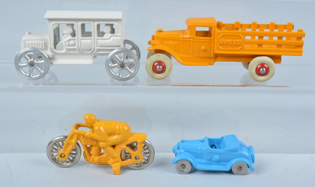 Lot of 4 VINTAGE CAST IRON TOYS (1 of 1)