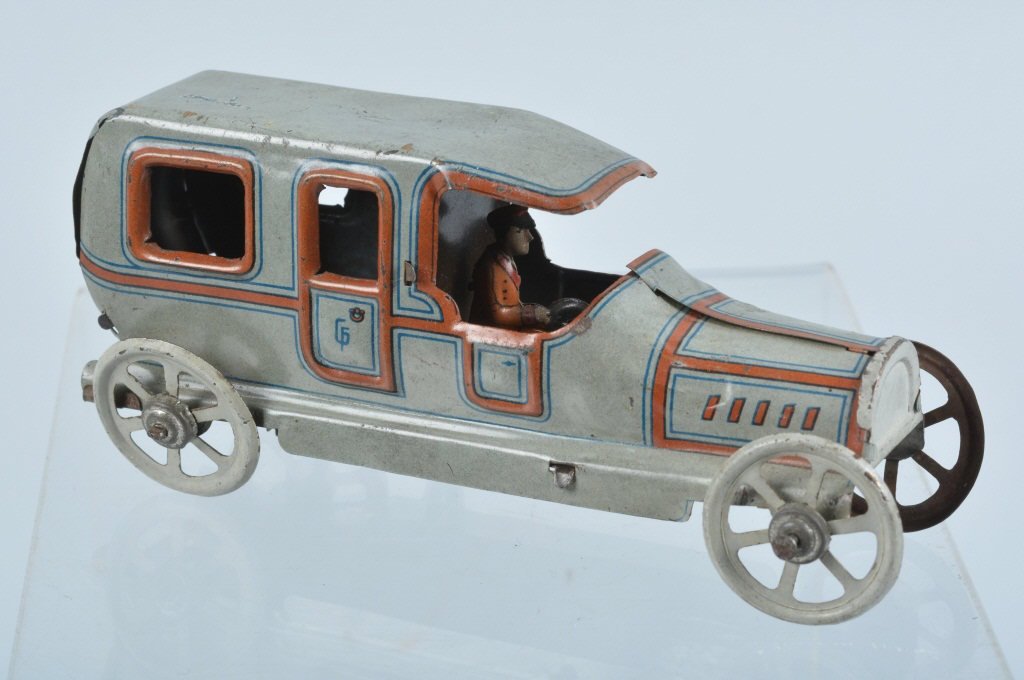 GERMAN Tin Windup NICKLE TOY SEDAN (1 of 4)