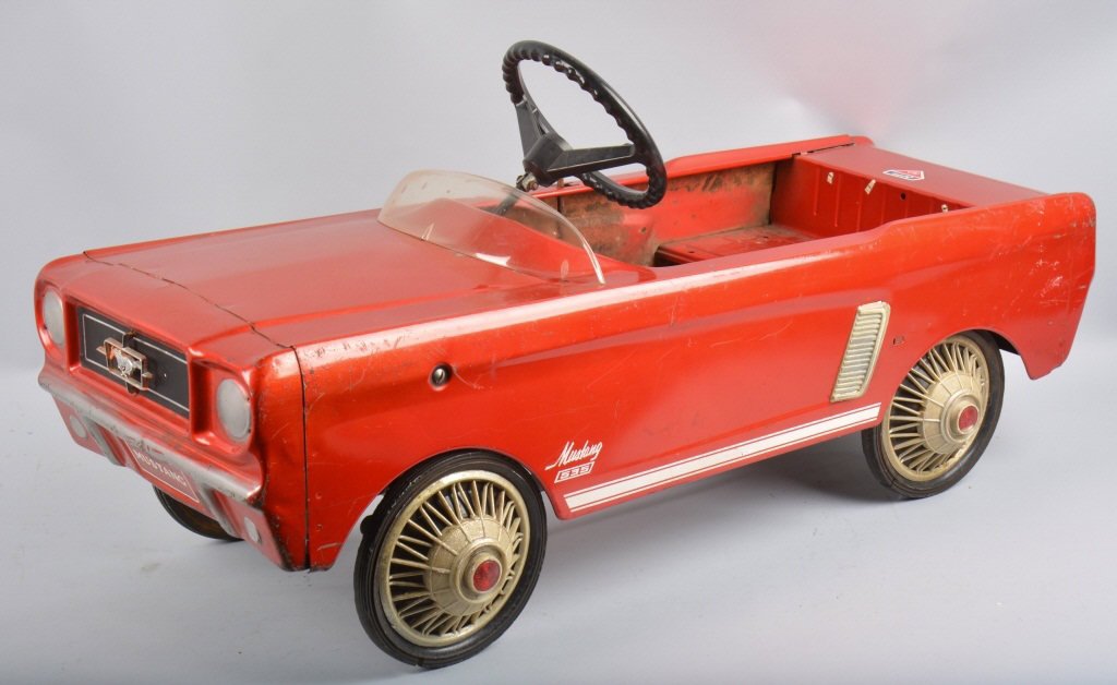 AMF MUSTANG JUNIOR PEDAL CAR (1 of 7)