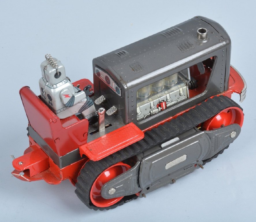 SHOWA JAPAN Battery Op ROBOT TRACTOR w/ BOX (1 of 8)