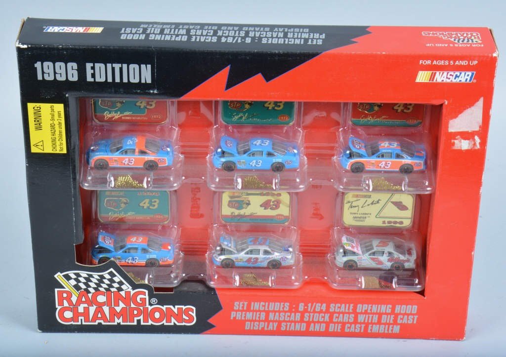 1:64 Scale PETTY RACING 25th ANNIVERSARY SET MIN (1 of 3)