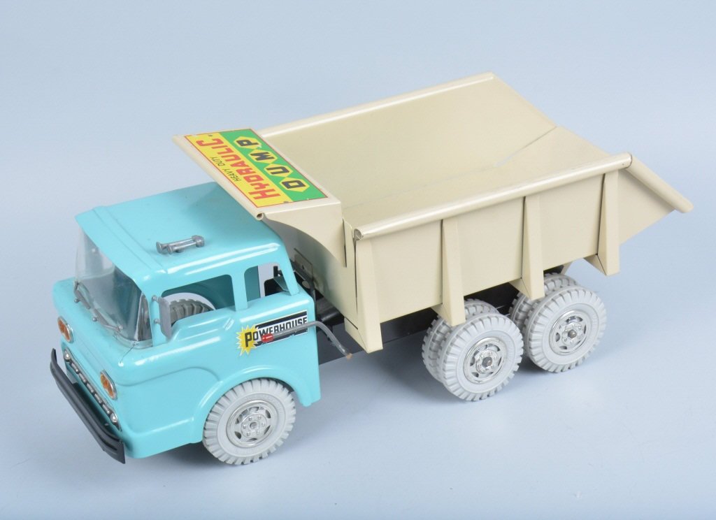 LARGE MARX POWERHOUSE HYDRAULIC DUMP TRUCK (1 of 3)