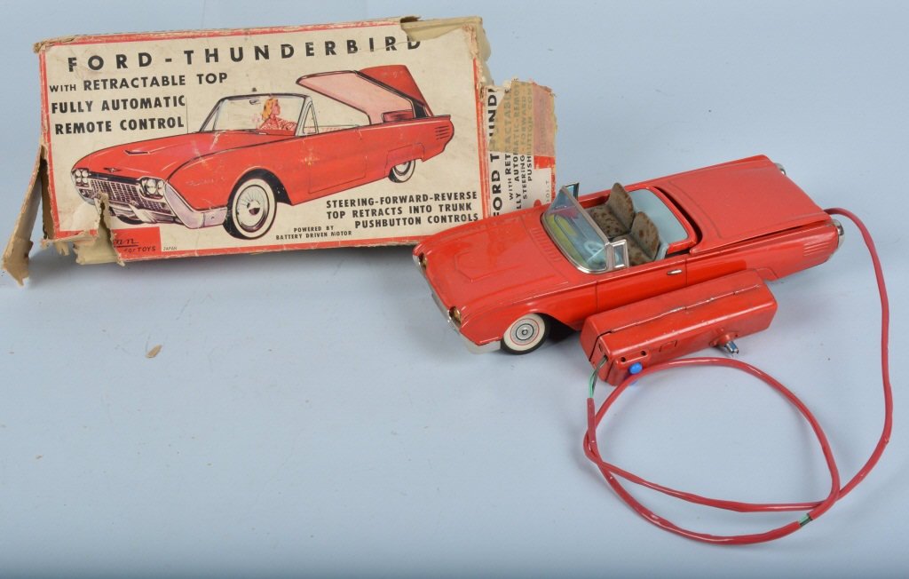 CRAGSTAN Battery Op FORD THUNDERBIRD w/ BOX (1 of 4)