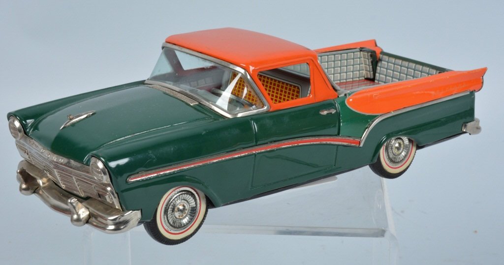 BANDAI Tin Friction 1950s FORD RANCHERO (1 of 4)