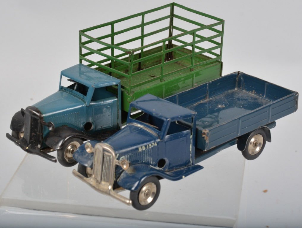 TRI-ANG MINIC LORRY & FARM LORRY (1 of 5)