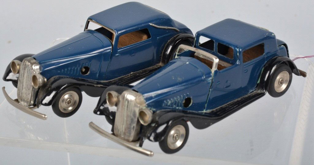 TRI-ANG MINIC VAUXHALL CABRIOLET & TOWN CAR (1 of 5)