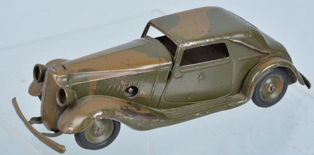 TRI-ANG MINIC MILITARY CABRIOLET (1 of 4)