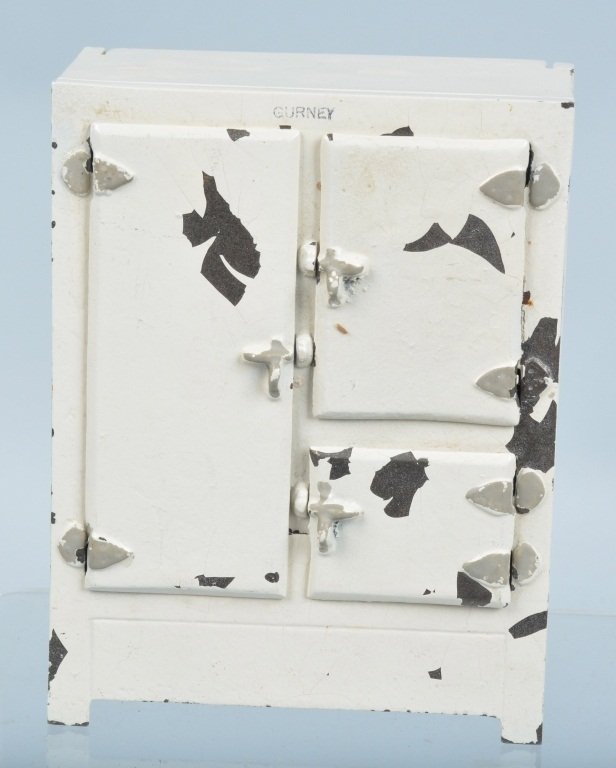 ARCADE Cast Iron GURNEY ICE BOX (1 of 4)