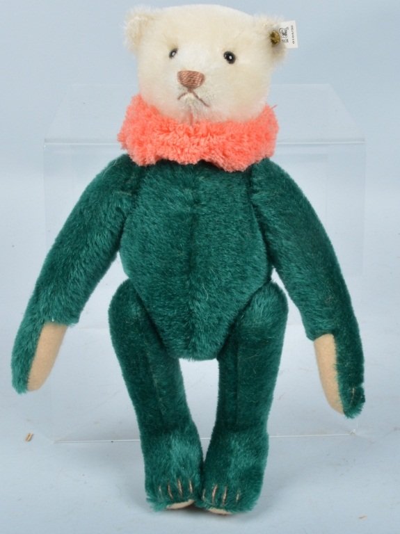 STEIFF DOLLY BEAR 1913 REPLICA (1 of 4)