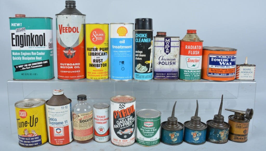 Lot of Vintage  GAS & OIL TINS and AUTO PRODUCTS (1 of 7)