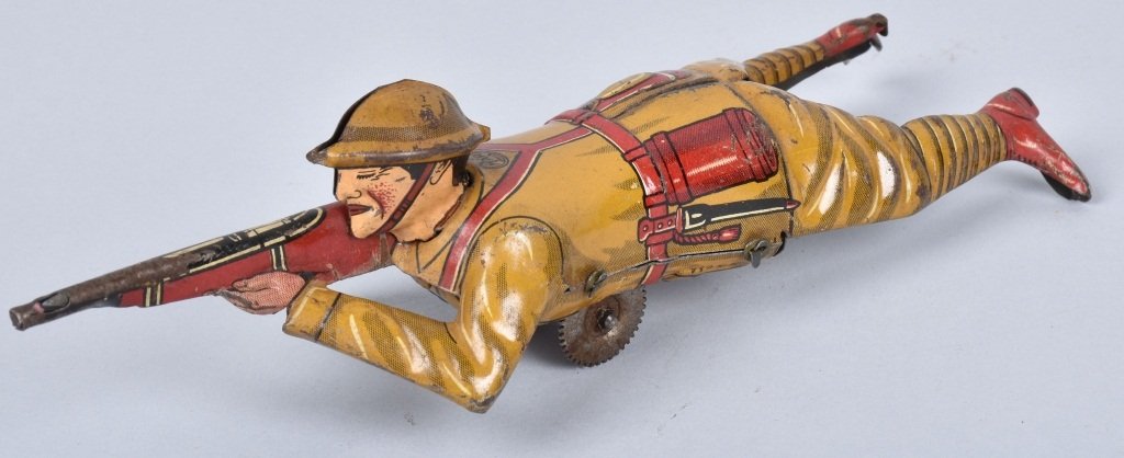 MARX Tin Windup SPARKLING SOLIDIER (1 of 4)